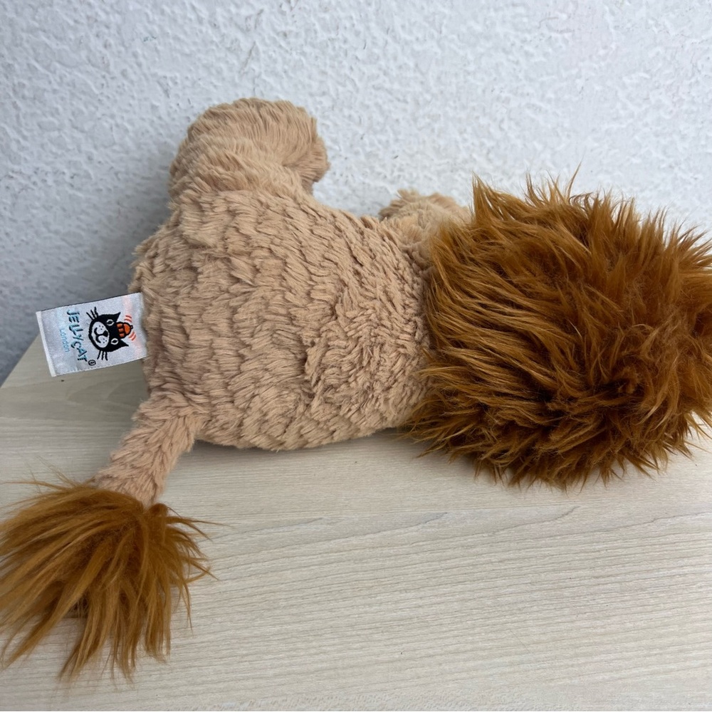 JELLYCAT London 9" Fuddlewuddle Plush Lion Toy Stuffed Animal - Picture 3 of 5